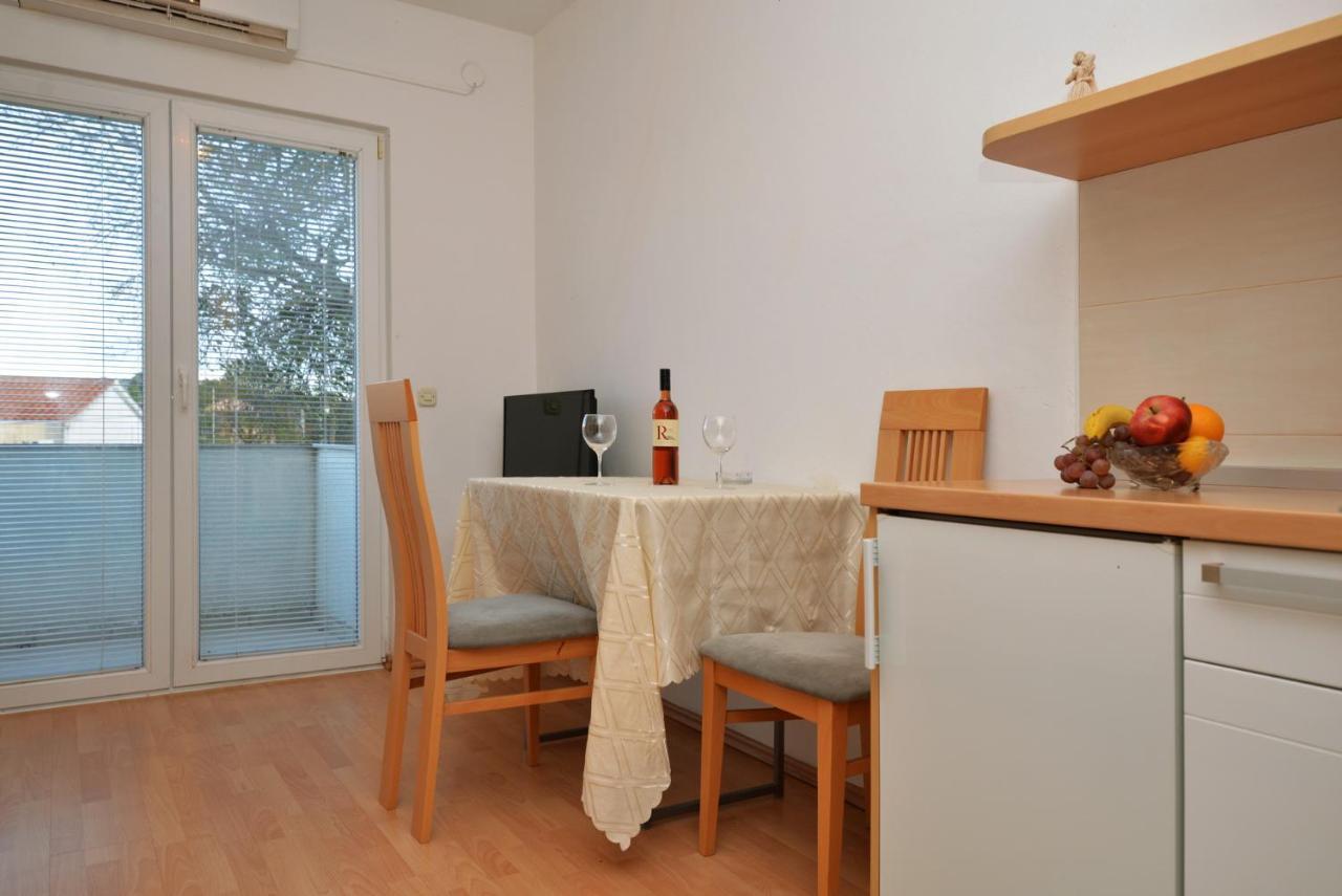 Apartmani Vedrana, Murter Exteriér fotografie