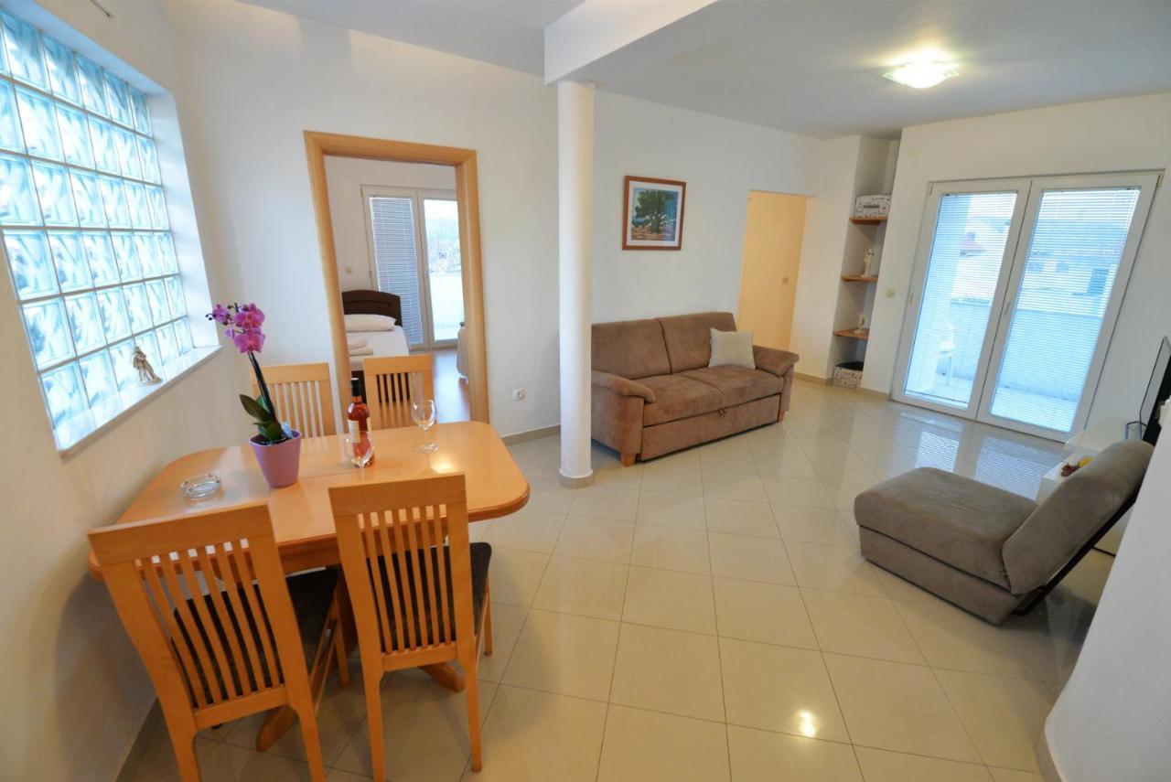 Apartmani Vedrana, Murter Exteriér fotografie