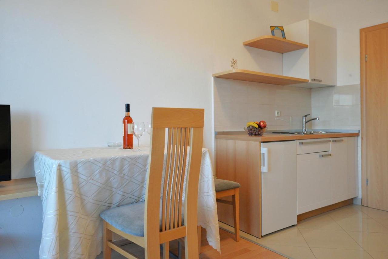 Apartmani Vedrana, Murter Exteriér fotografie