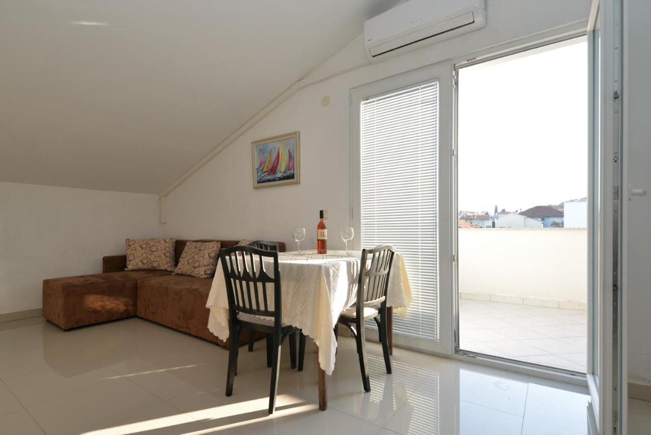 Apartmani Vedrana, Murter Exteriér fotografie