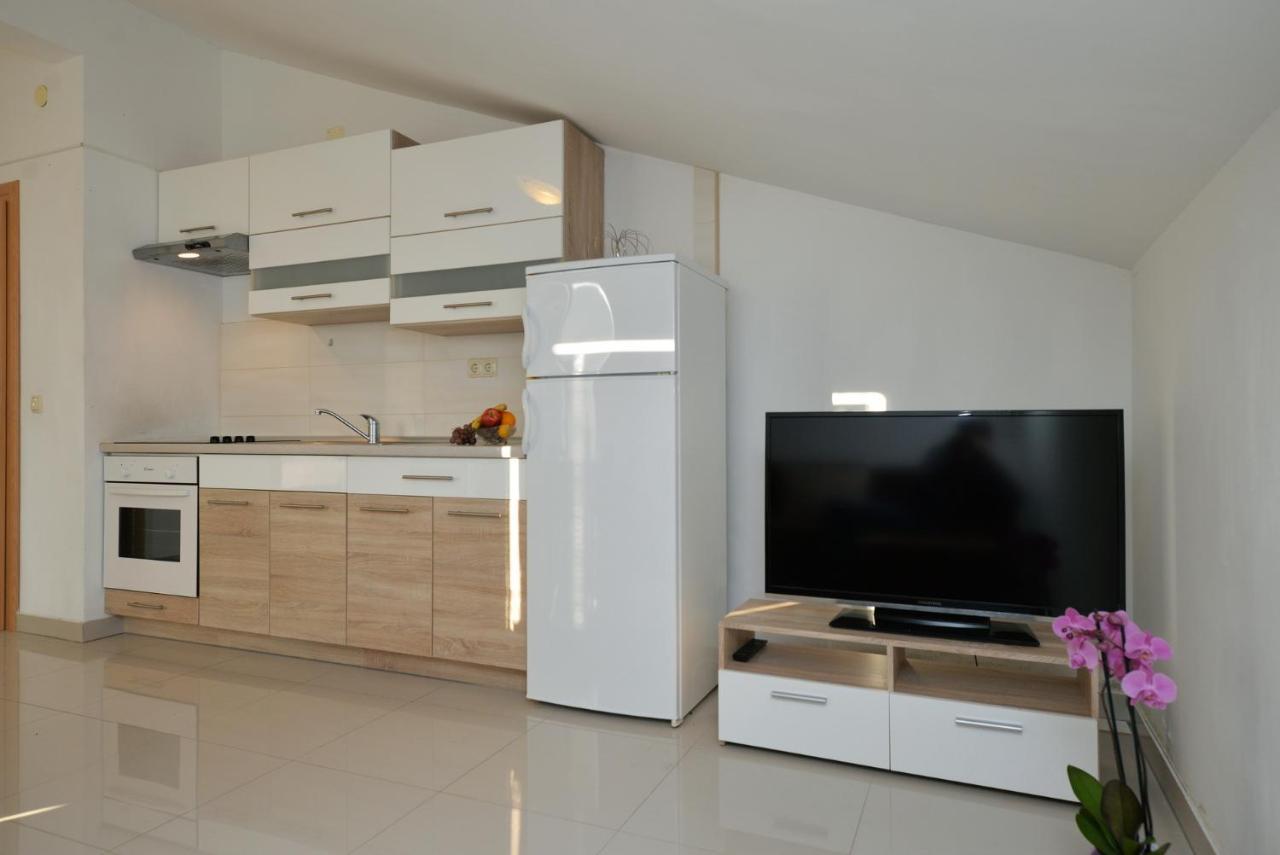 Apartmani Vedrana, Murter Exteriér fotografie