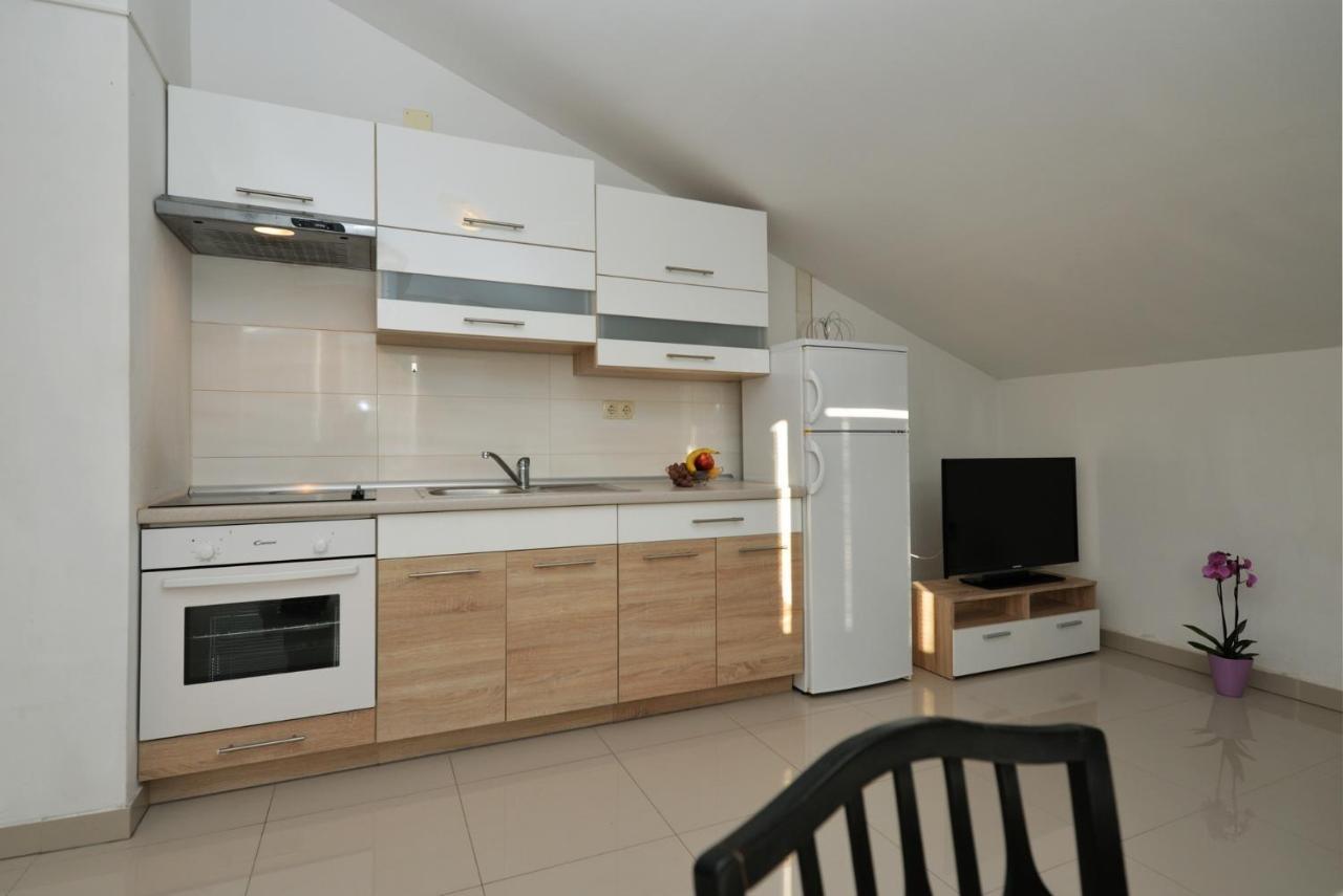 Apartmani Vedrana, Murter Exteriér fotografie